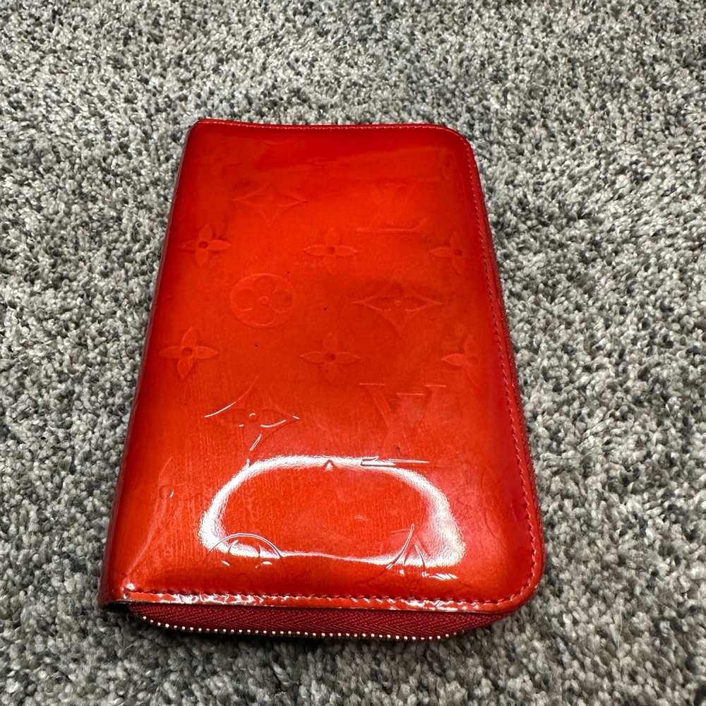 Louis Vuitton vintage 2001 continental wallet